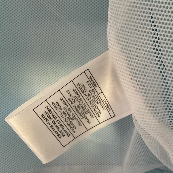 Nike Zip Front Jacket With Side Pockets. - Picture 6 of 6